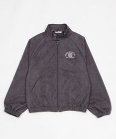 WEGO 【ユニセックス着用ITEM/MLサイズ展開】フェイクスウェードロゴスウィングトップ