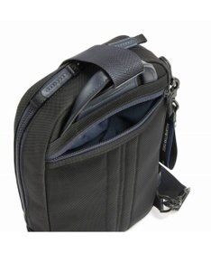 ZERO HALLIBURTON ZLM ボディバッグ 4L 550g 81514