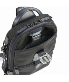 ZERO HALLIBURTON ZLM ボディバッグ 4L 550g 81514