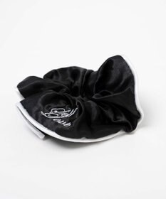 WEGO LBIGロゴ刺繍シュシュ