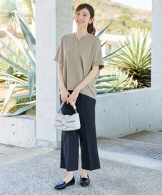 Tiaclasse パール付きキーネックトップス
