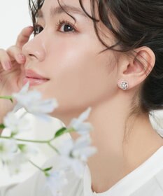 Tiaclasse 【金属アレルギー対応】カメリアモチーフピアス・イヤリング