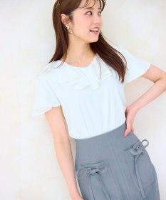 Feroux 【洗える・汗ジミが目立たない】ラッフル襟Tシャツ