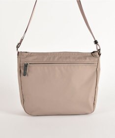 Y'SACCS ナイロンタフタショルダーバッグ　ミディアム