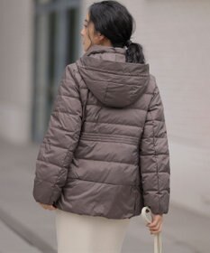 組曲 S ライトタフタショート ダウン