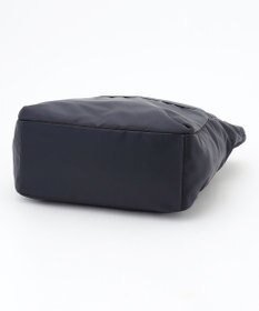 LA BAGAGERIE チャーム付き　ナイロンリュック