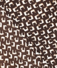 23区 【洗える】モダンジオメトリックプリント ブラウス