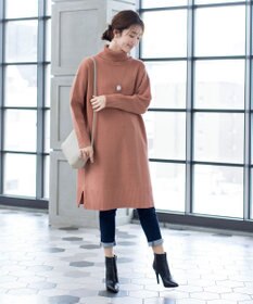 Tiaclasse 【洗える】華のあるニットタートルワンピース