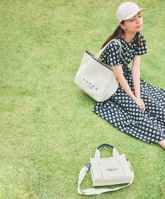 TOCCA 【WEB＆一部店舗限定】DANCING TOCCA SQUARETOTE トートバッグ