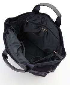 LA BAGAGERIE チャーム付き　ナイロンリュック