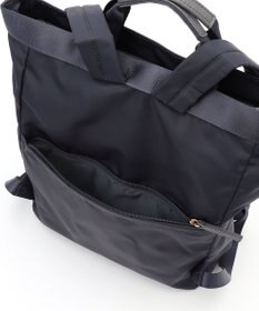 LA BAGAGERIE チャーム付き　ナイロンリュック
