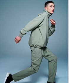 UNFILO 【Tarzan 掲載】UNFILO ミズノ ブレスサーモストレッチ プルオーバー