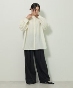 Green Parks ｅａｓｅ　ｂｌｕｅ．バックシャーリングブラウス