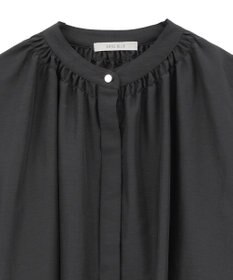 Green Parks ｅａｓｅ　ｂｌｕｅ．バックシャーリングブラウス