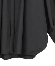 Green Parks ｅａｓｅ　ｂｌｕｅ．バックシャーリングブラウス