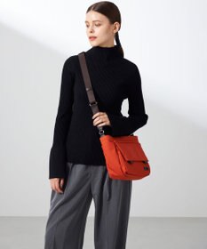 Y'SACCS ダブルタブ　トラベルショルダーバッグ