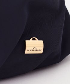 LA BAGAGERIE ウォータープルーフナイロン　スクエアショルダー