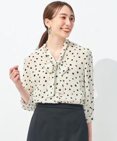 自由区 【セットアップ可】ドットプリント ボウタイブラウス