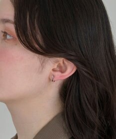 Phoebe 〈シリーズ累計販売10000点突破！〉〈痛くないシリーズ/金属アレルギー対応〉クロスフープクリスタルループフィットイヤリング　シルバー