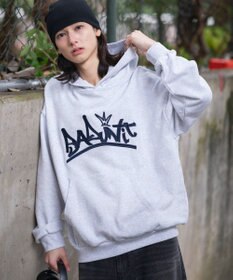 WEGO 【ユニセックス着用ITEM/SMLサイズ展開】グラフィックロゴプルパーカー