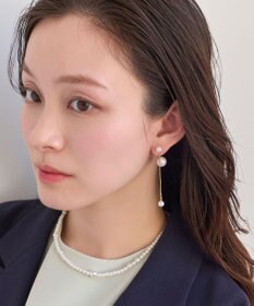 Phoebe ロングバックモチーフイヤリング　パール
