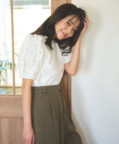 Feroux 【洗える】袖フリルチュニック ブラウス