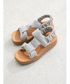 Green Parks ・ｒｉｃｈ　ｂｌｕｅ　ストラップサンダル