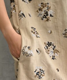 muuc 〈コットン×リネン〉〈高品質なドライタッチ生地〉野小花刺繍ゆったりワンピース