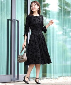 Tiaclasse 【安田美沙子さん着用・洗える】フラワーフロッキーワンピース