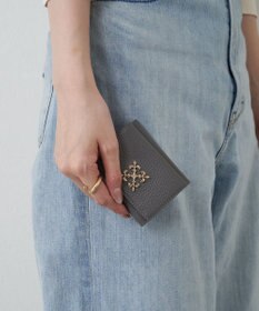 russet 《soeru》モノグラムプレート三つ折りウォレット(SO-397)