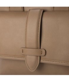 UNBILLION カシュカシュ cachecache / ベルトフラップ2wayパーテーショントート