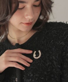 組曲 【ご好評につき追加予約・2026年干支/開運コレクション】ホースシュービジュー ブローチ