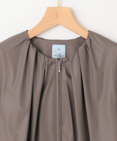 組曲 レザーライクライト ブルゾン