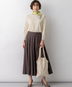 23区 L 【FUDGE掲載】マットライトタフタ フレアスカート