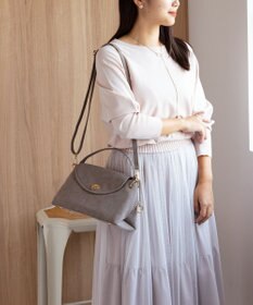 組曲 スエードライク トップハンドルバッグ