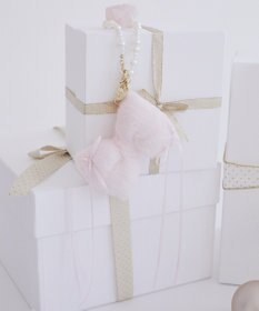 Maison de FLEUR フェイクファーリボンチャーム