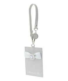 Maison de FLEUR リール付きビジューリボンパスケース