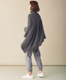 BEIGE， KNOWE / トラックパンツ