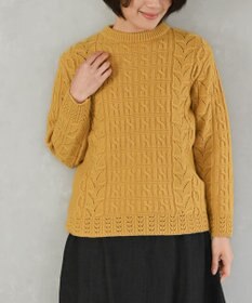 muuc 〈希少なエクストラファインラムウール〉ケーブル模様編みニットセーター