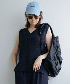 ANY Vネックラメニットベスト