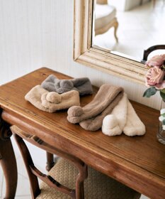 MOONBAT 【洗える】ふわもこマフラー ミニうさしっぽ