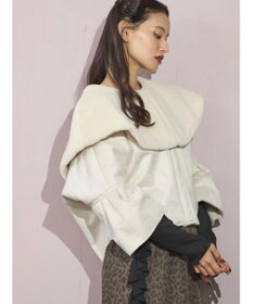 Green Parks ■ＥＳＣＡＲ　フラッフィーケープ付ショートコート