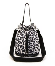LeSportsac DRAWSTRING BUCKET XBODY/ニュートラルレオパード