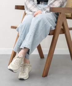 Bridget Birkin 【Round About】ラインストーンサイドジップスニーカー