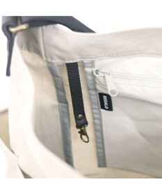 Regalo Felice 【水や汚れに強い / 超軽量】ショルダー / REGALO