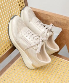 Bridget Birkin 【Round About】ラインストーンサイドジップスニーカー