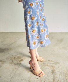 GRACE CONTINENTAL マーガレットフラワープリントスカート