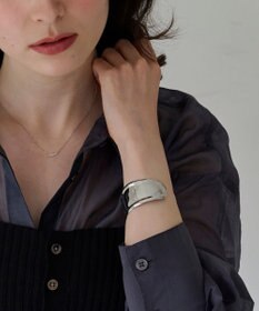 Phoebe アークカフワイドバングル　シルバー