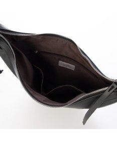 UNBILLION カシュカシュ cachecache / ハーフムーンコードハンドルショルダー