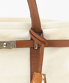 23区 チャーム付き キャンバス トートバッグ
